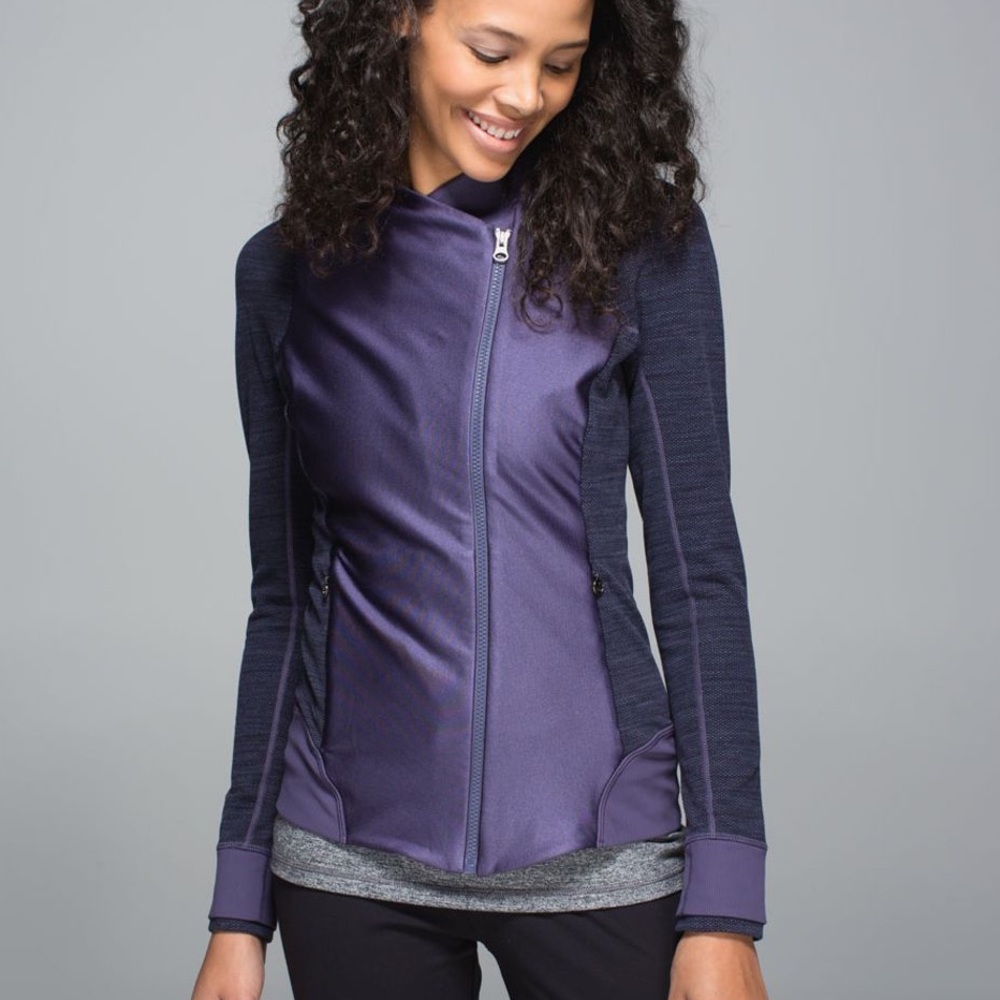 LULULEMON Emerge Renewed Jacket Nightfall - Women's 6